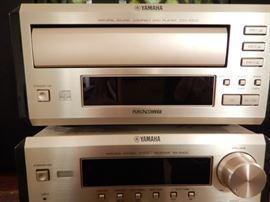 YAMAHA STEREO SYSTEM