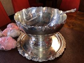 Gorgeous silver plated punch bowl!