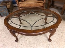 Coffee table with glass insert