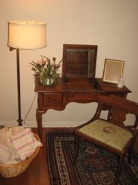 cherry vanity with chair
