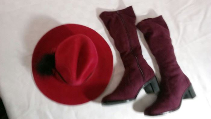 Women's boot/ felt fedora hat https://ctbids.com/#!/description/share/55739