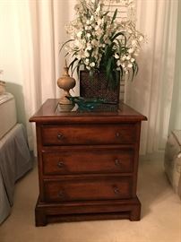 Purchased off the showroom floor for $447, this display top Carol House 3-drawer end/bedside table is just like new and reasonably priced.  