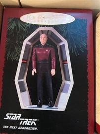 Star Trek - these are sensational items to add to your tree!  