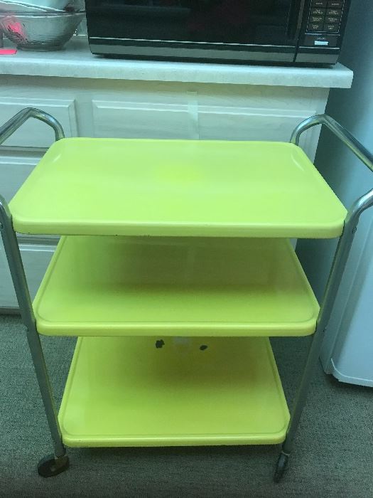 Vintage yellow Cosco utility cart- only small enamel chip on bottom.   