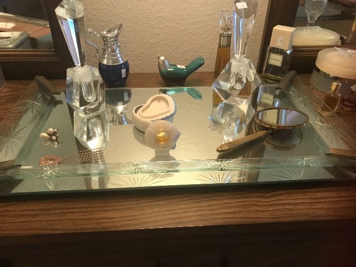 Retro Perfume tray, absolutely beautiful!!!  Various perfume bottles and colognes.