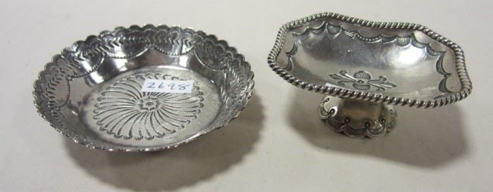 MINIATURE SILVER PLATED COMPOTE AND FOOTED BOWL. 