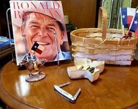 Texas collector's, come and see our selection of Texas memorabilia!