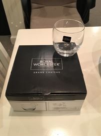 Royal Worcester "Grand Chateau" cocktail glasses (2 boxes of 4"