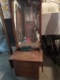 Vintage wall mirror with storage