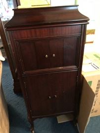 Vintage Victrola Cabinet 