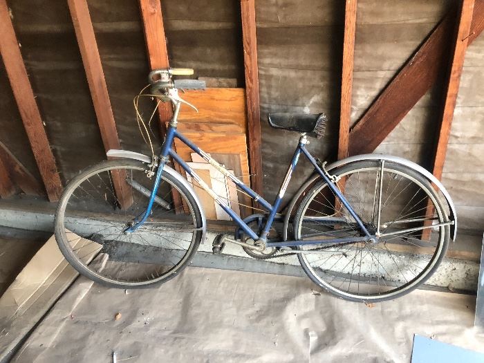 Vintage schwinn bike..