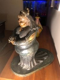 $500.00 - SUNDAY PRICE! Bronze sculpture by Luna in style of Botero.