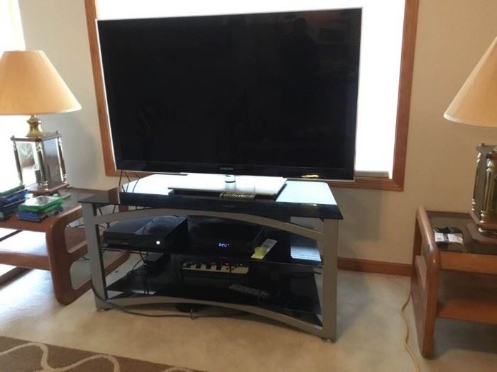 Samsung 55 Inch TV with Glass and Metal Stand