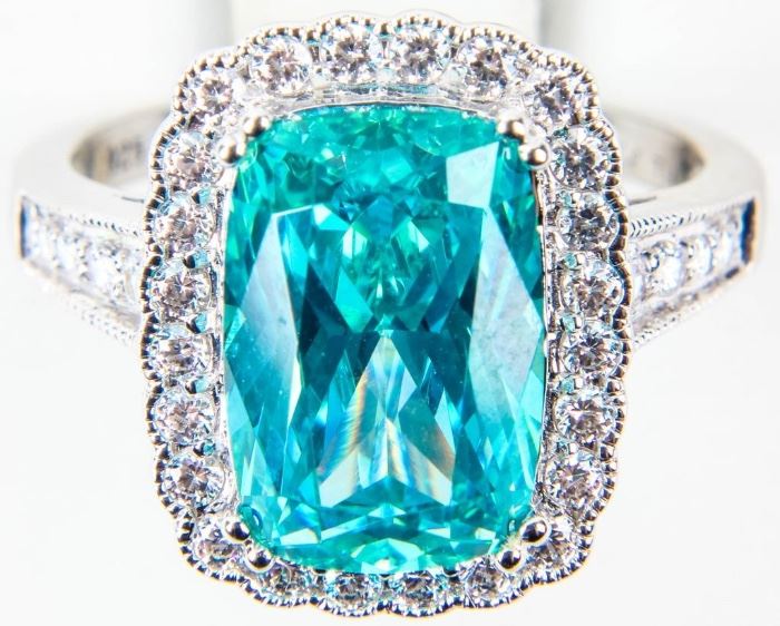 Lot 390 - Jewelry Sterling Silver Blue Topaz Cocktail Ring