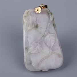 carved Chinese jadeite pendant