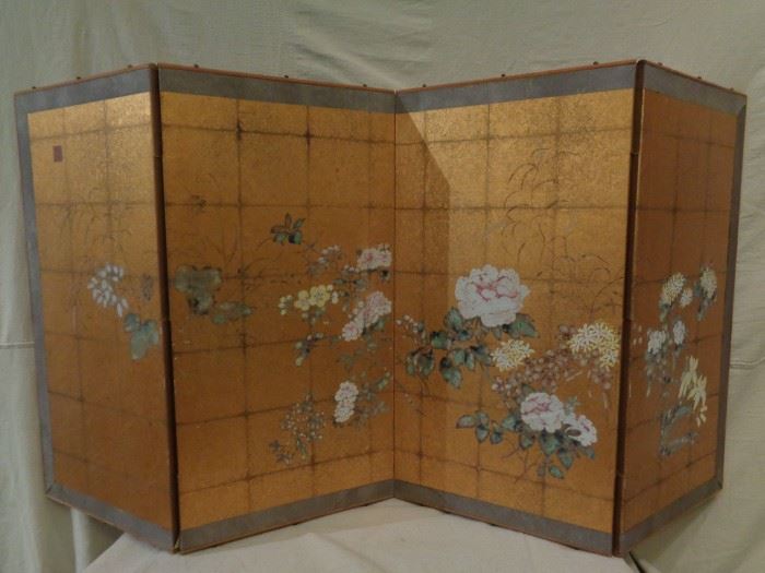 Japanese hand painted gilt table screen