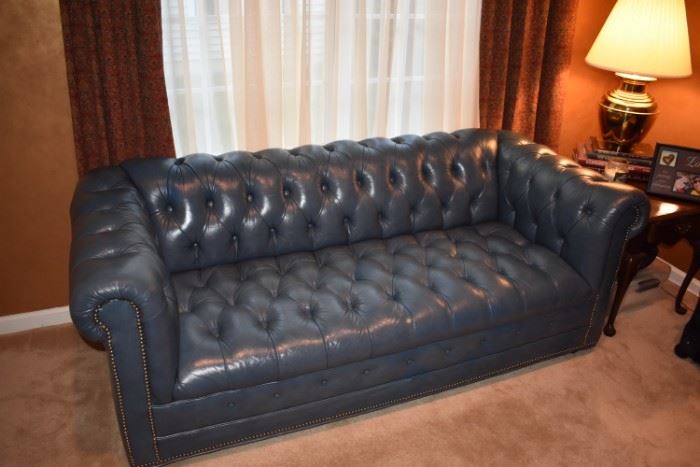 Natural Leather Tufted Club style sofa