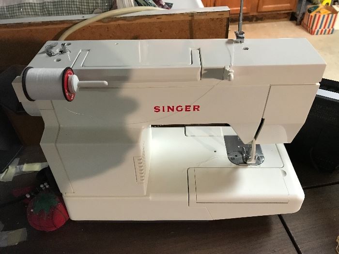 Singer Student sewing machine