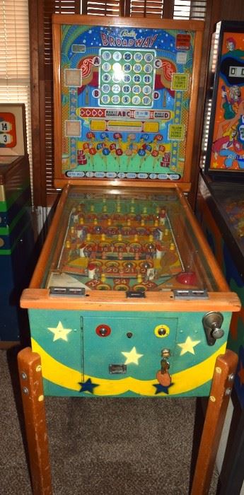 1955 Bally Broadway bingo pinball machine