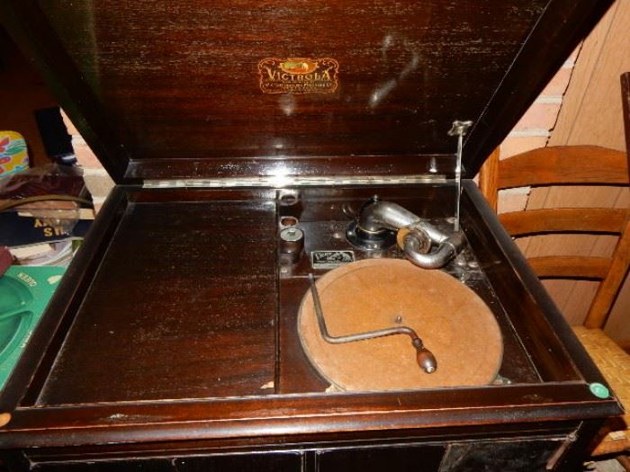 Antique Phonograph - Interior