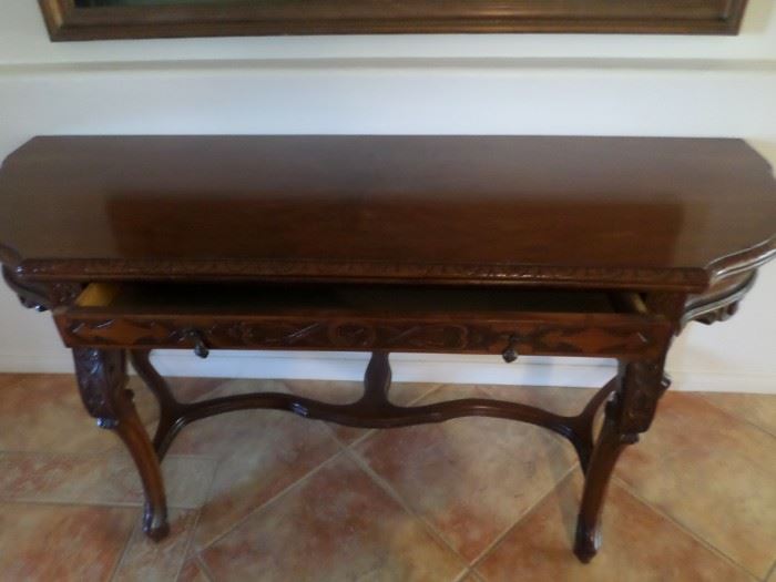 Beautiful Entry Hand carved with single drawer 6ft long