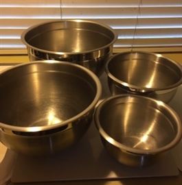 Kirkland stainless steel bowls