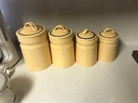 Ceramic canister set