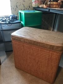 Wicker hamper