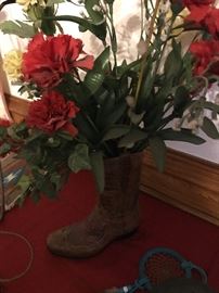 Boot flower arrangement 