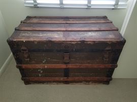 A pirate's chest!