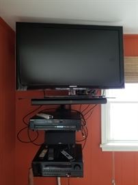 Entertainment center