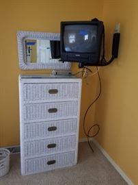 Wicker dresser & mirror