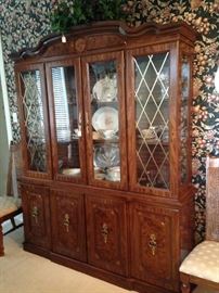 4 sectioned china cabinet