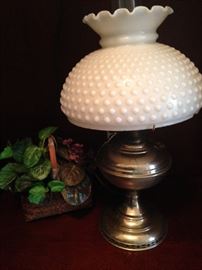 Vintage hob-nail lamp