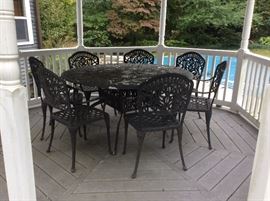 Cast Aluminum Patio Table With Six Chairs