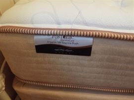 Restonic 10" memory foam mattress and boxspring. LIKE NEW!