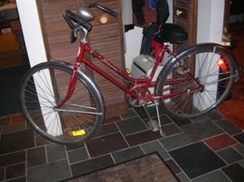 1970 Schwinn ladies bike