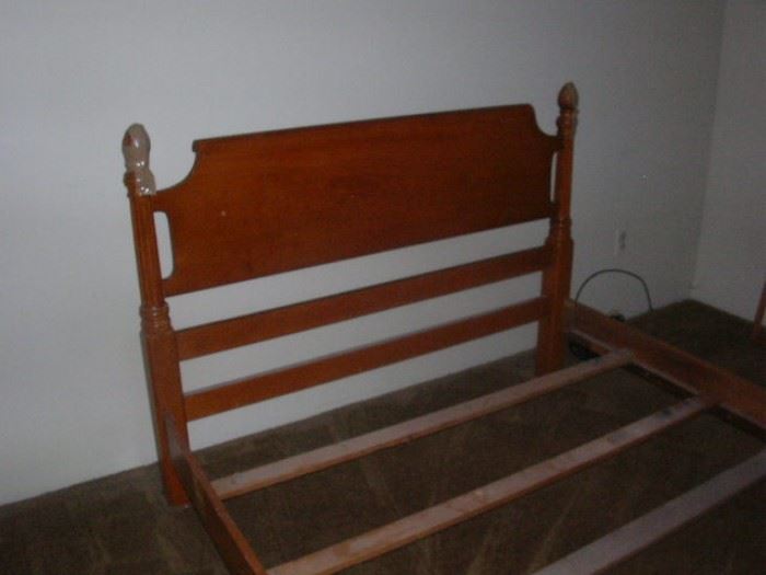 Full size bed