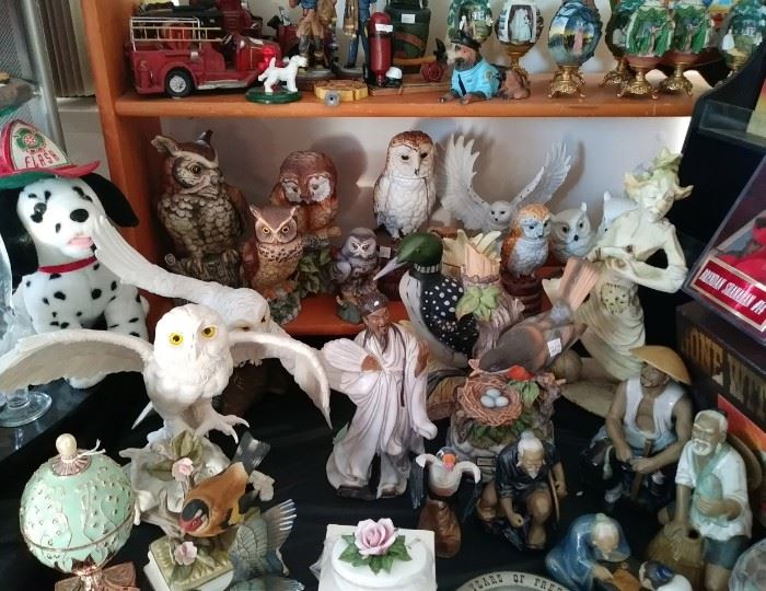Collectible owls...Mud men statues....decanters....gone with the wind collectors eggs