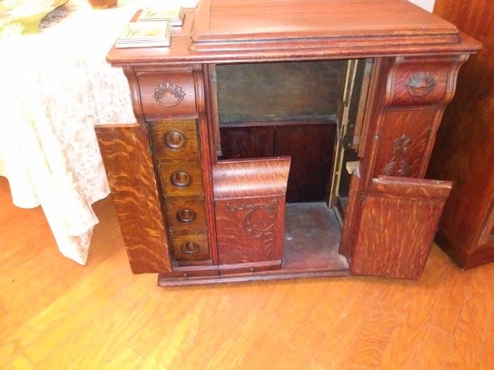Antique Tiger Oak Sewing Machine Cabinet - Interior Detail