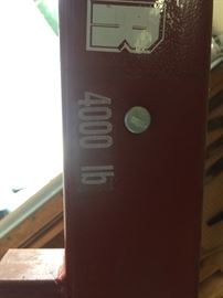 Detail on Excalibur 4000lb Engine Hoist