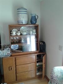 Modern hutch, still looking at contents.