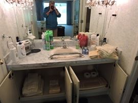 Towels and toiletries