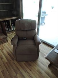 Golden power lift chair