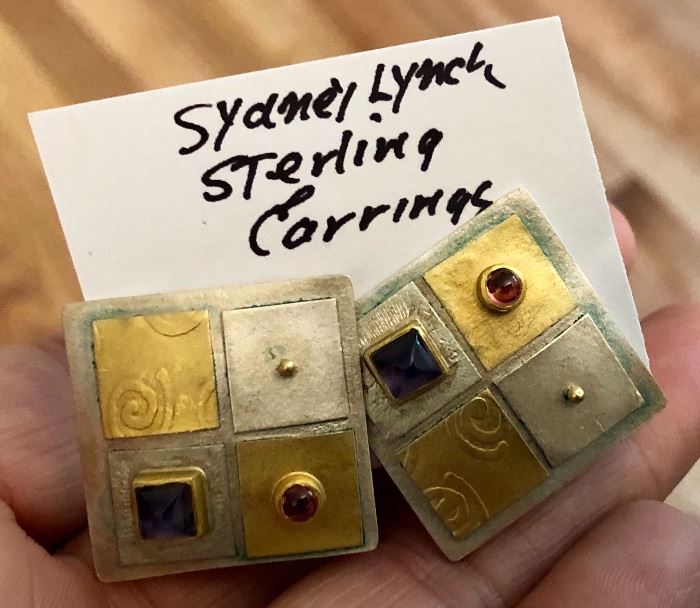 Sydney Lynch and Mountains of other jewelry