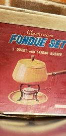 fondue set vintage in box