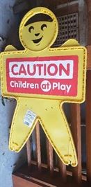 kids at play sign 