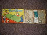 Very rare vintage table tennis game, original box and not used, from the 40's.