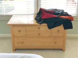 Bedroom chest