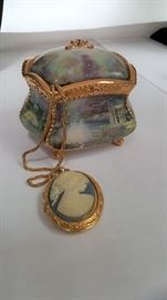 Jewelry ceramic box and cameo on chain  